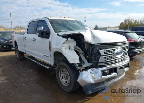 2019 Ford F-250 Xl z USA, uszkodzony, nr VIN 1FT7W2BT0KEC45211